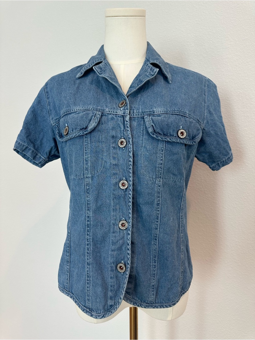 Vintage bill blass Light Blue Denim Button-Front Shirt 100% Cotton